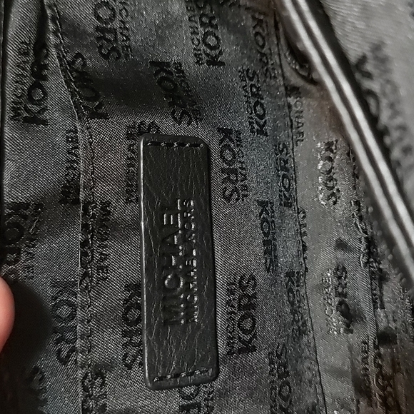 Michael Michael Kors Fulton Leather Small Chain Shoulder Flap Bag NWT - Picture 11 of 13